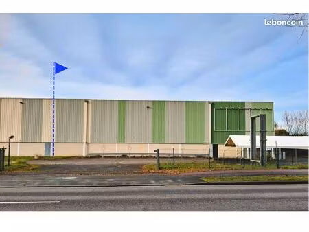 entrepôt / local commercial – le taillan-médoc centre