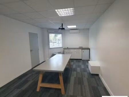 bureaux 139 m² eybens