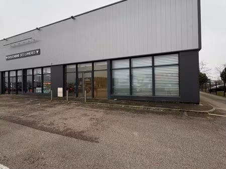 local commercial 300m2 - tignieu-jameyzieu