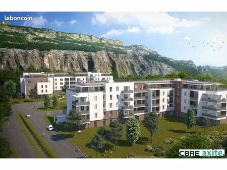 local commercial 1 120 m²