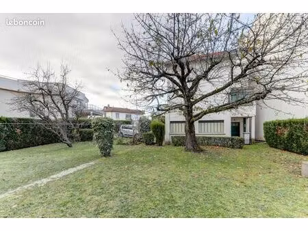 maison 5 pièces 130 m²