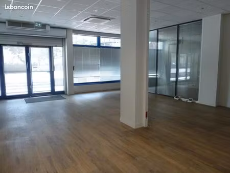 local commercial 142 m²