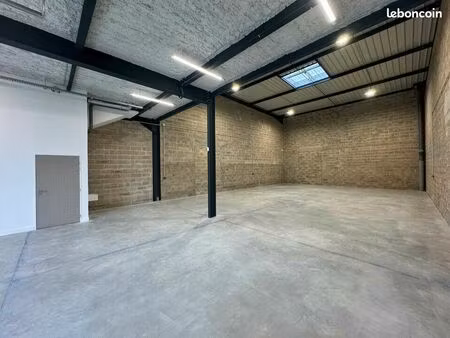 local d'activité 530 m²