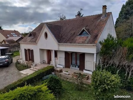 maison 11 pièces 390 m²