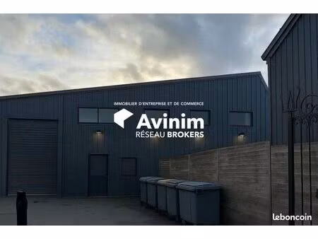 local 870 m² juilly