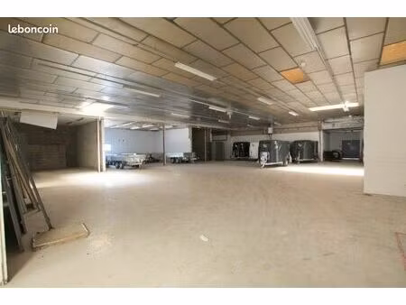 bureaux 285 m²