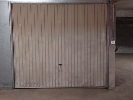 garage prox tour d la biche