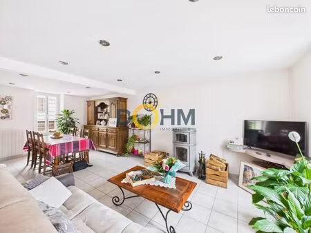 maison de village 10 pièces 155 m²