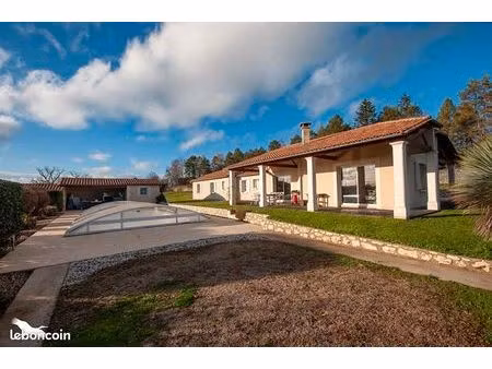 maison 6 pièces 176 m²