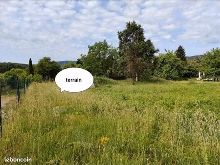 joli terrain à bâtir