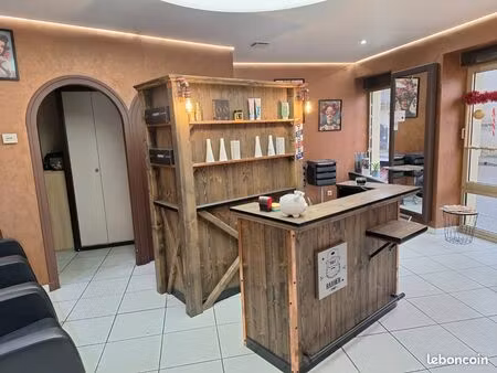 fonds de commerce coiffure – centre-ville – loyer faible