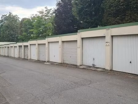 box a vendre fresnes