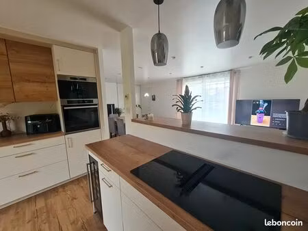 pavillon 5 pièces 95 m²