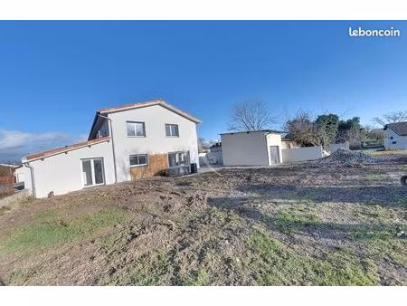 maison de ville 5 pièces 148 m²