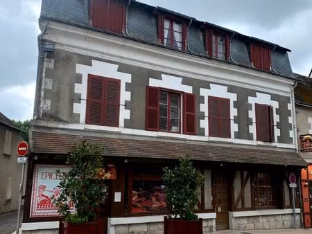 location local commercial – hyper centre cour-cheverny (72  rue nationale)