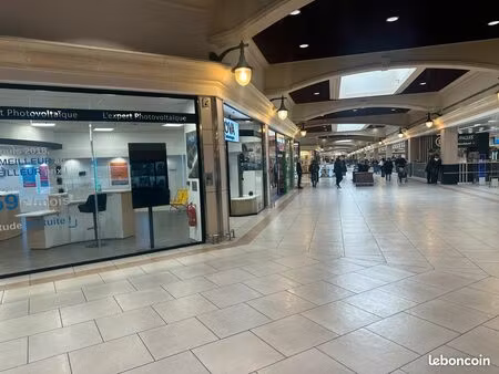 150 m2 centre commercial leclerc 30133 les angles