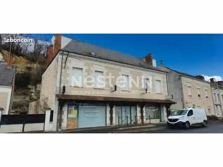 local commercial 300 m² bourre