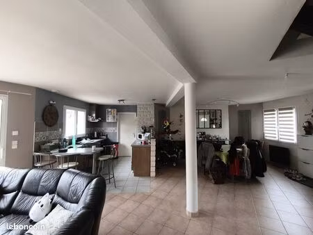 pavillon 6 pièces 141 m²