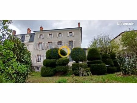 maison 11 pièces 344 m²