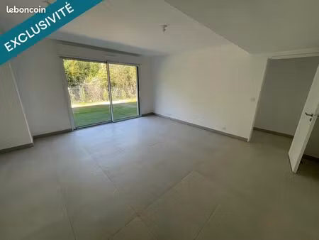 bureaux 60 m² saint-raphael