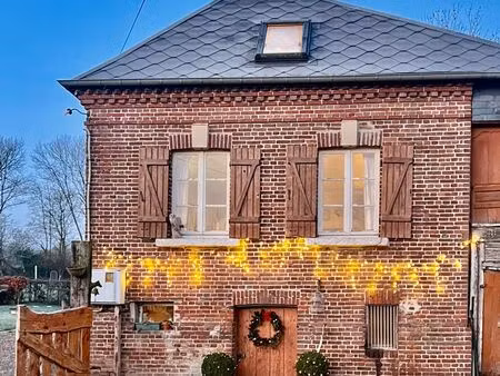 petite ferme entourée de 5 6 ha de prairie