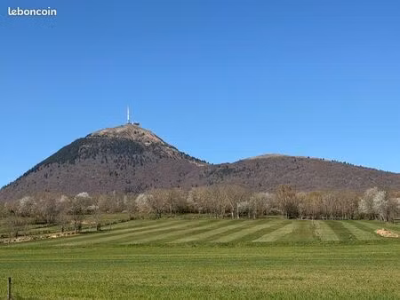 terrain 1263 m² orcines