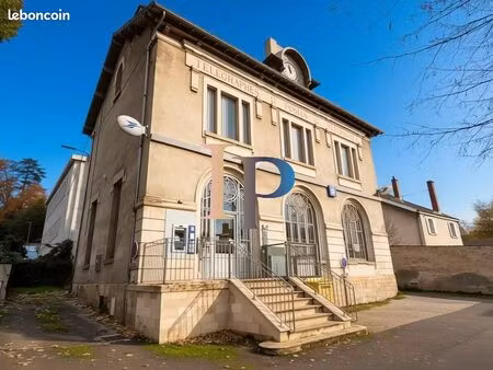 maison 8 pièces 290 m²