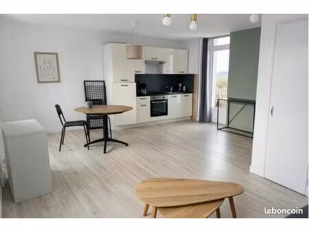 à vendre - plouguerneau – appartement lumineux avec terrasse - plouguerneau