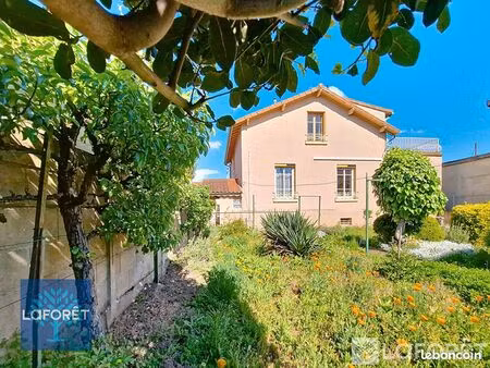 propriété 6 pièces 152 m²