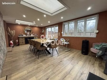 maison 5 pièces 120 m²