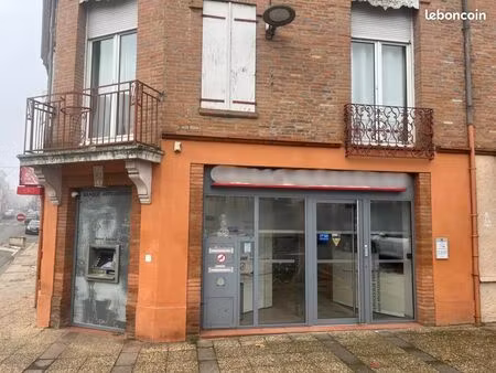 local commercial 85 m²