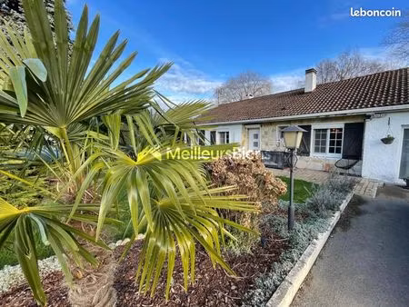 maison 6 pièces 135 m²