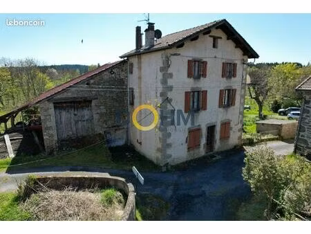 maison 6 pièces 104 m²