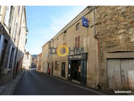 maison 6 pièces 240 m²