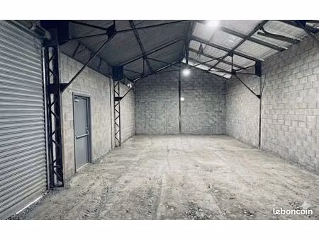 entrepôt 175 m² sécurisé - proximité a1/a26