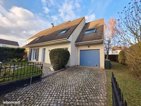 maison 7 pièces 143 m²