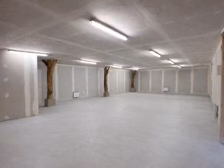 bureaux 103 m² le mesnil-aubry