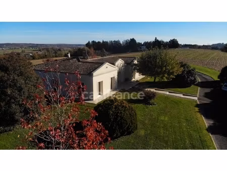 maison de 188m2 avec vue panoramique  4 chambres  garage