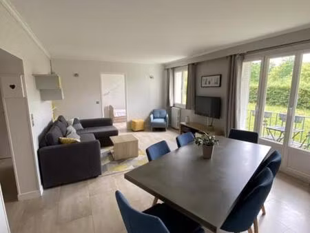 location appartement 3 pièces 65 m² à rueil-malmaison (92500)