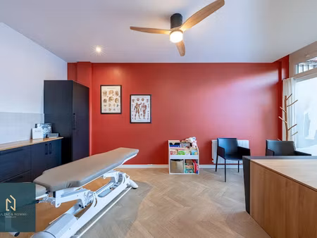 vente locaux professionnels 3 pièces 53.9 m² à le mesnil-saint-denis (78320)  198 000 €