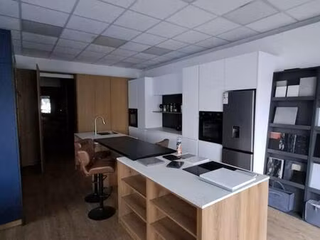 local commercial 88m2 a louer - le port