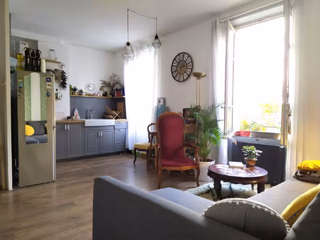 charmant t2 rénové  résidence principale ou airbnb