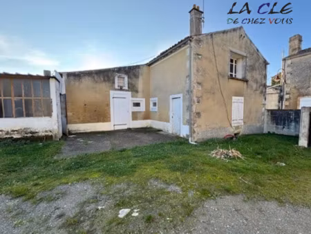 vente maison à coulonges-sur-l'autize (79160) : à vendre / 95m² coulonges-sur-l'autize