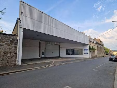 location garage box et parking à fougères (35300) : à louer / fougères