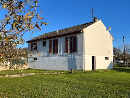 maison 4 pièces - sous sol total - terrain de 2146m2 - dépendances - saint fargeau (89)