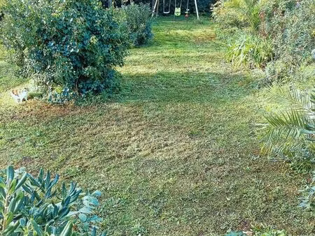 terrain 656m² la loubiere