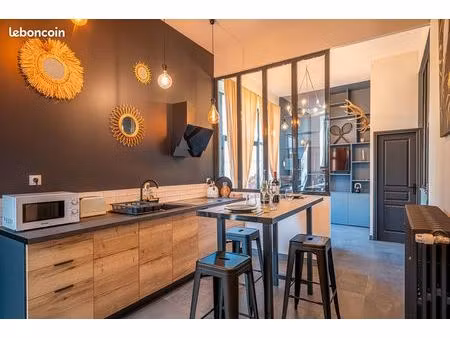 maison meublée contre gardiennage