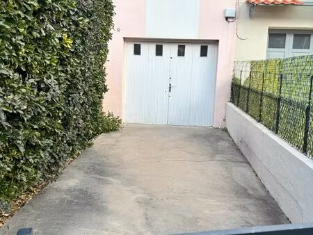 location garage sécurisé