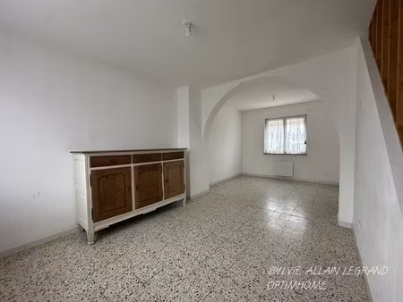 maison mitoyenne  3 chambres  dressing  jardin  cave  dependance