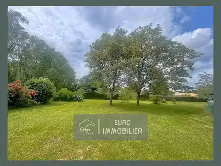 bazas proche piste cyclable - quartier résidentiel -terrain co